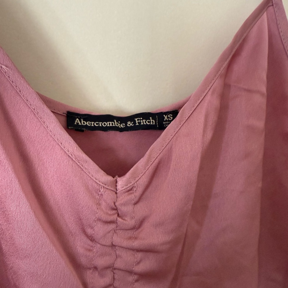 A&F pink satin cami tank top features a ruched bodice w/ drawstring detail - Picture 3 of 3